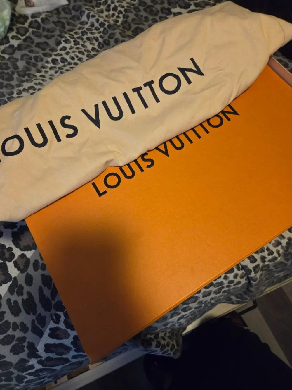 Louis Vuitton On The Go GM